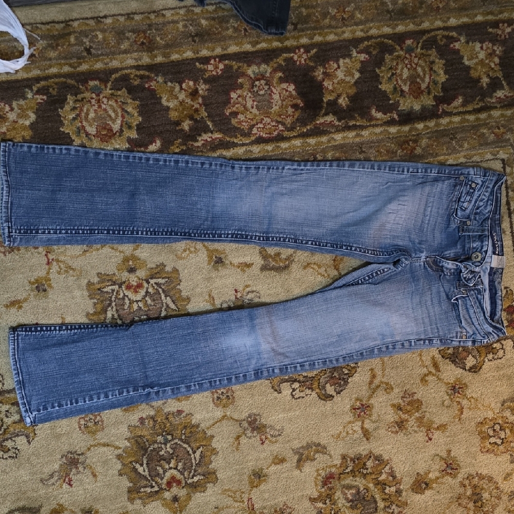 Refuge Blue Straight Leg Jeans Classic Style